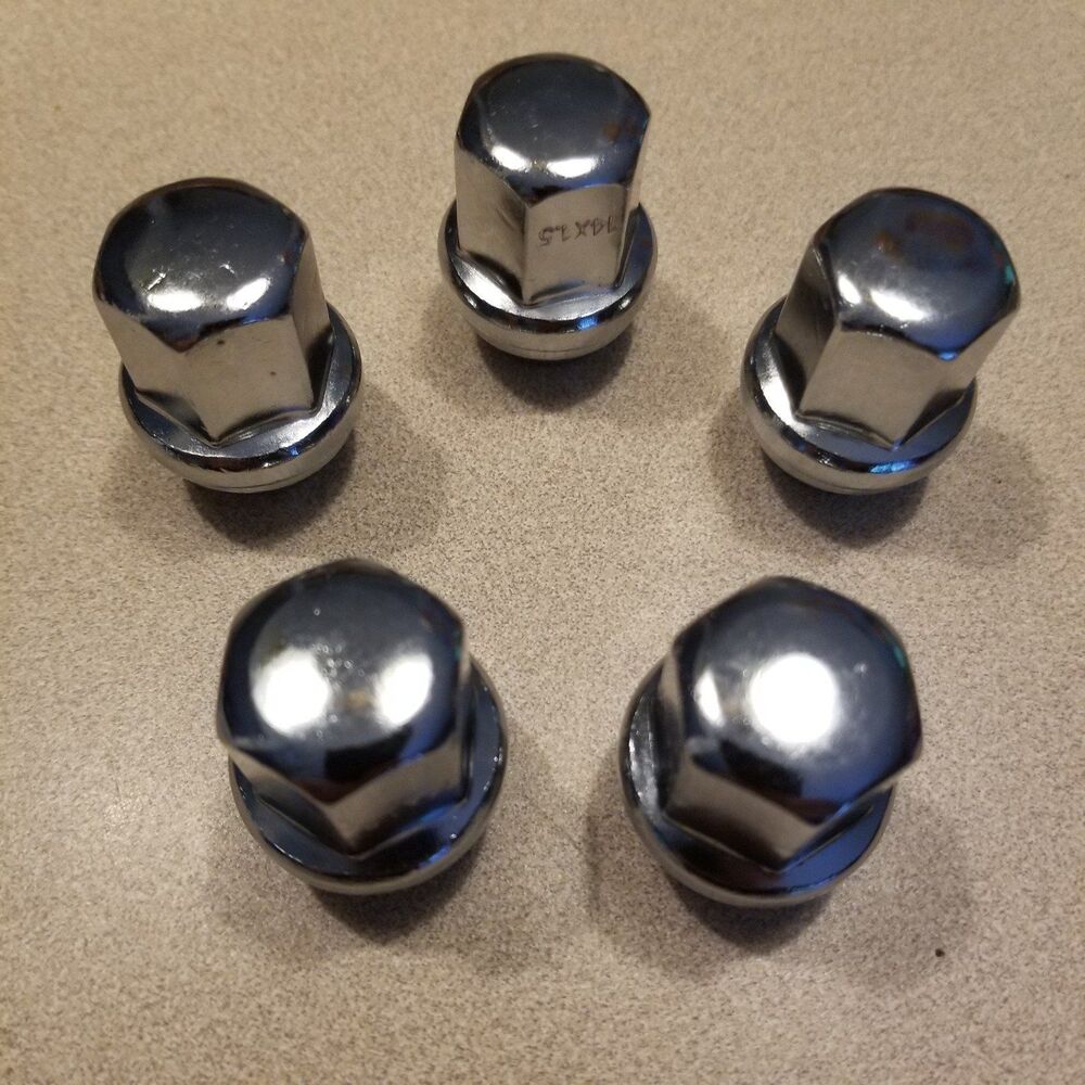 Original Cadillac oem chrome lug nuts part # NCTM-D5454 14x1.5  5 count